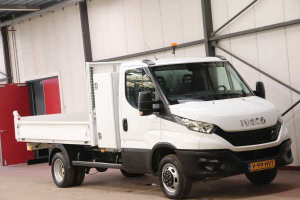 Iveco Daily 35C14 2.3 KIPPER MET 3500 KG TREKVERMOGEN