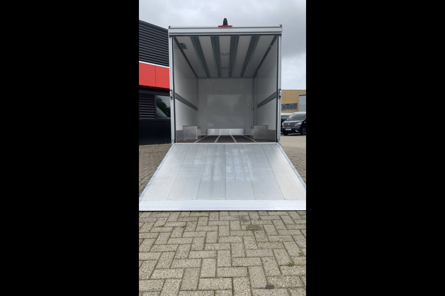 Renault Master T35 2.3 dCi 165 PK L3H1 Platform Afmetingen laadbak 420x220x220, Oprijklep