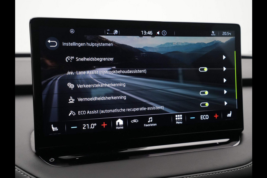 Škoda ENYAQ iV 60 Sportline Navigatie Camera Matrix 247