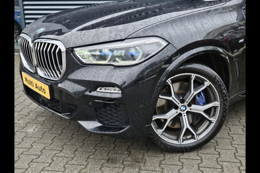 BMW X5 xDrive45e M Sport Plug In Hybrid 394pk INCL BTW PHEV | Panodak | Trekhaak af fabriek | Adaptive Cruise | Laser LED | Head Up | 21"L.M | Carbonpakket |