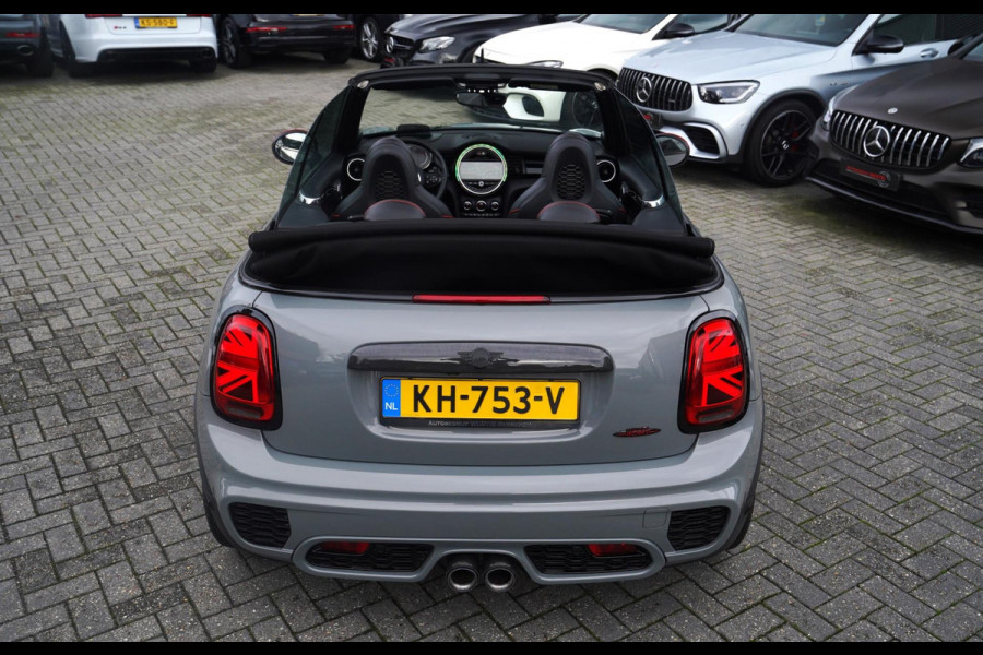 MINI Cabrio 2.0 John Cooper Works | Carbon | Adaptieve cruise | JCW Luxe Leder | 231PK | 100% onderhouden | LED | NAP | NIEUW