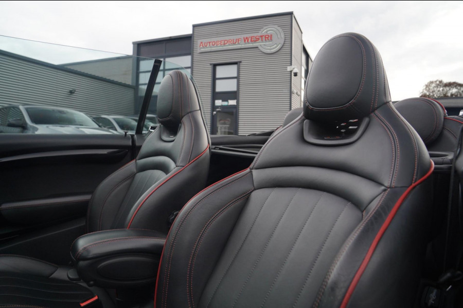 MINI Cabrio 2.0 John Cooper Works | Carbon | Adaptieve cruise | JCW Luxe Leder | 231PK | 100% onderhouden | LED | NAP | NIEUW