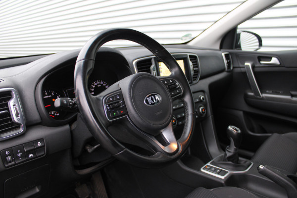 Kia Sportage 1.6 GDI First Edition | 17" LM | Navi | Airco | Cruise | Camera | PDC | Trekhaak |