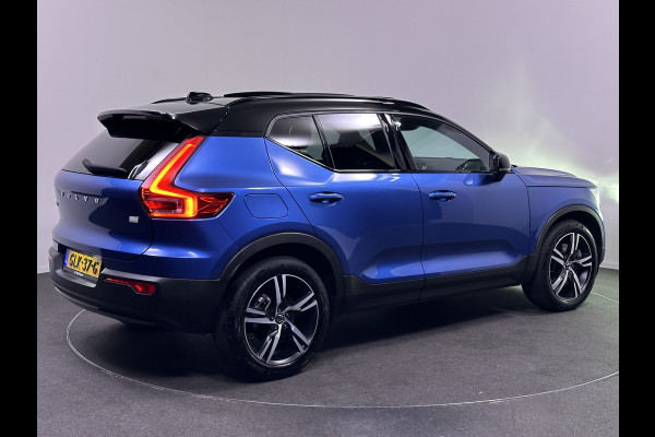 Volvo XC40 T5 Recharge R-Design Plug in Hybrid 261pk PHEV | Panodak | Trekhaak af Fabriek | Alcantara Sportstoelen Verwarmd | Apple Carplay | Camera | Navigatie |