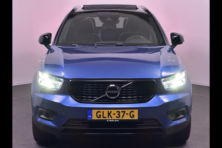 Volvo XC40 T5 Recharge R-Design Plug in Hybrid 261pk PHEV | Panodak | Trekhaak af Fabriek | Alcantara Sportstoelen Verwarmd | Apple Carplay | Camera | Navigatie |