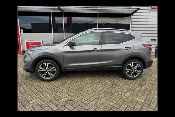 Nissan QASHQAI 1.2 N-Connecta / Panoramadak