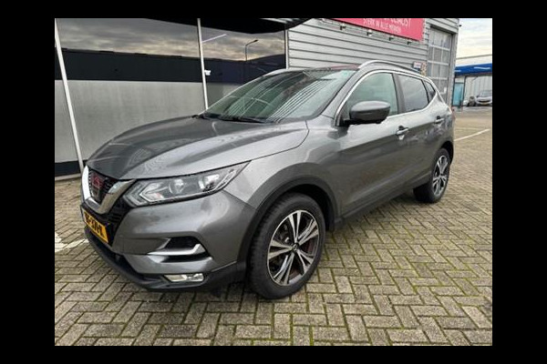 Nissan QASHQAI 1.2 N-Connecta / Panoramadak