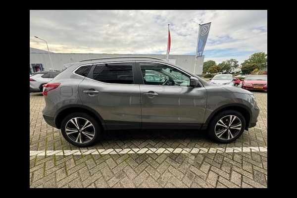 Nissan QASHQAI 1.2 N-Connecta / Panoramadak