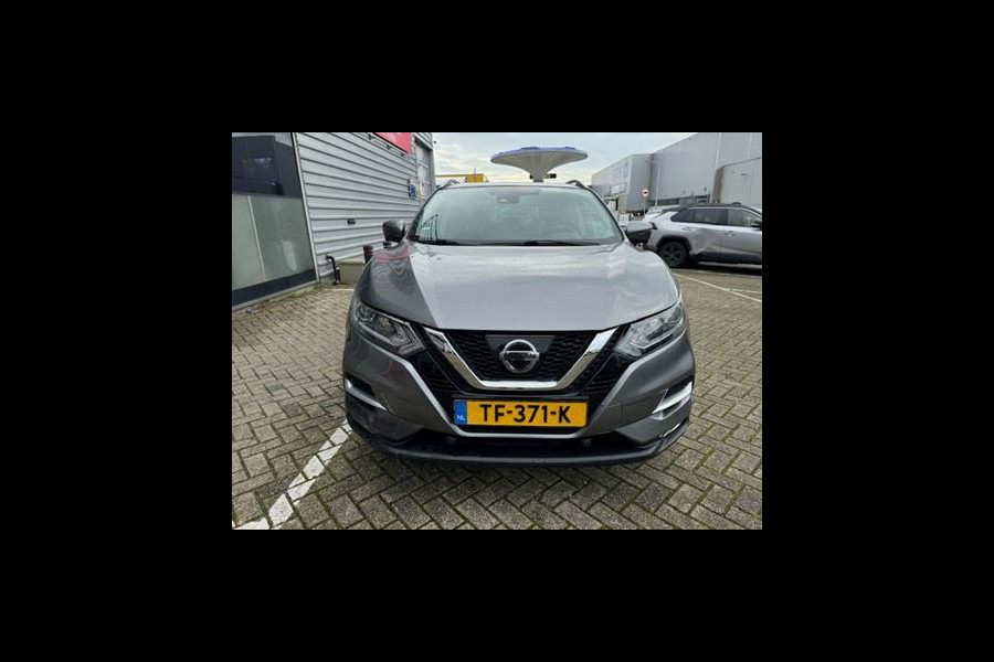 Nissan QASHQAI 1.2 N-Connecta / Panoramadak