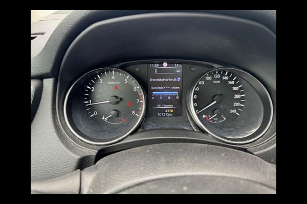 Nissan QASHQAI 1.2 N-Connecta / Panoramadak