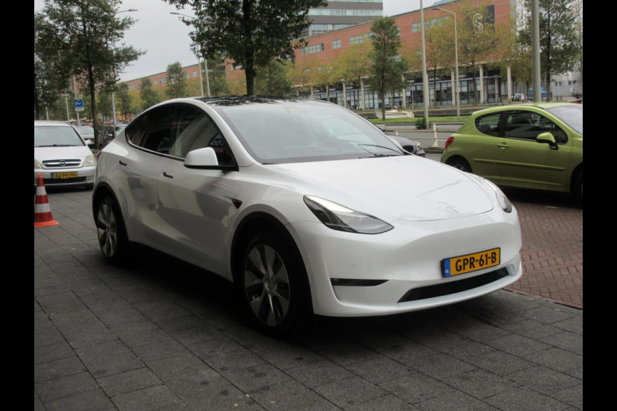 Tesla Model Y Long Range AWD 75 kWh Inclusief BTW Trekhaak