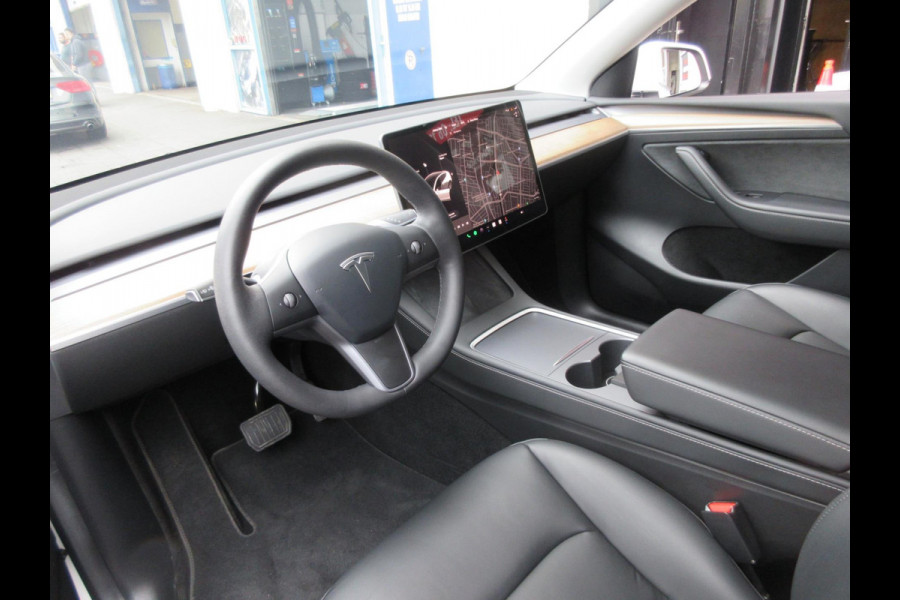 Tesla Model Y Long Range AWD 75 kWh Inclusief BTW Trekhaak