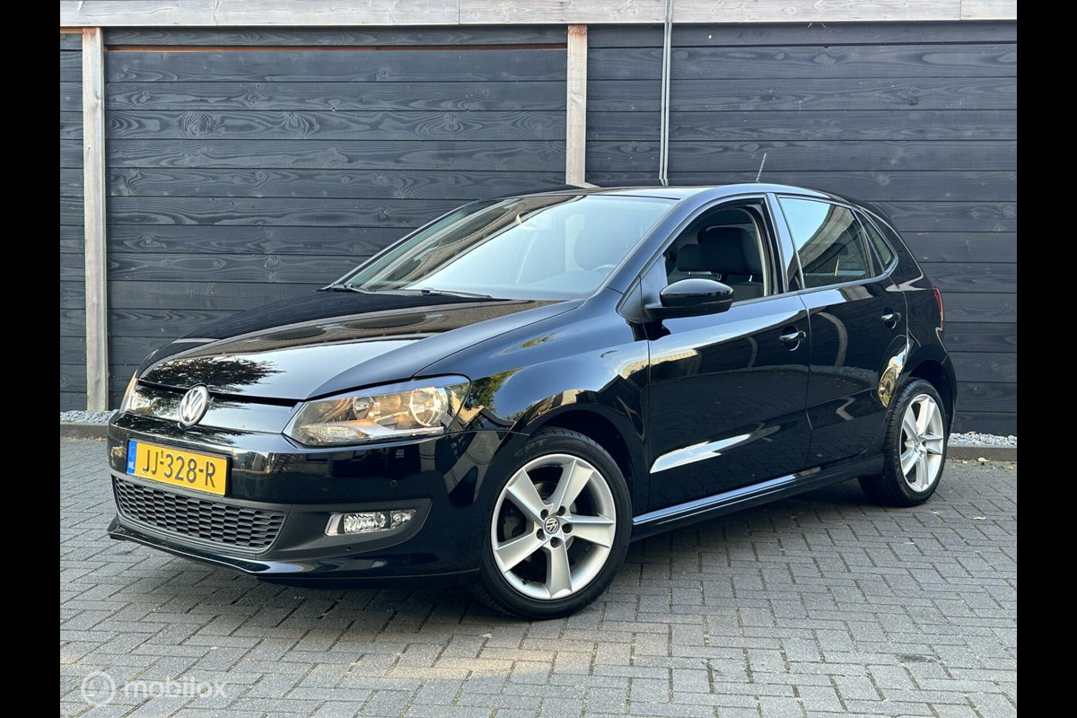 Volkswagen Polo 95 PK Edition NL-auto / 17" LM / 5 DRS / 134.990 KM NAP