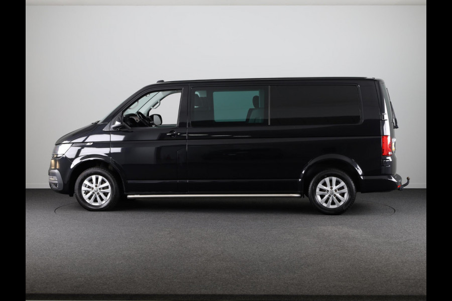 Volkswagen Transporter 2.0 TDI L2H1 32 DC Highline 150PK DSG (Automaat) Dubbele canbine | Verlengde garantie | Glass look panelen | Trekhaak | Navigatie |