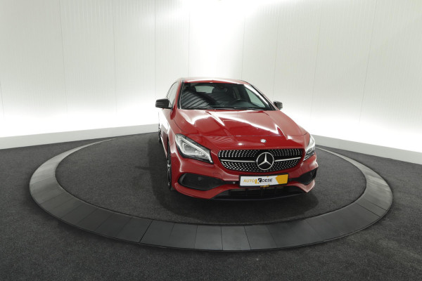 Mercedes-Benz CLA-Klasse Shooting Brake 180 AMG Night Edition Plus | Parkeersensoren | Navigatie | 18 Inch Lichtmetalen Velgen