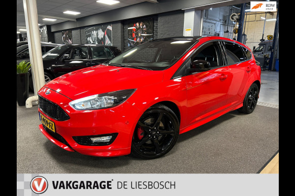 Ford Focus 1.5 Red Edition 150pk / airco / 18inch / cruise-control