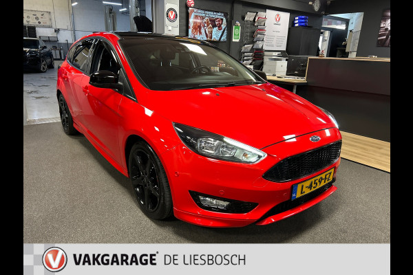 Ford Focus 1.5 Red Edition 150pk / airco / 18inch / cruise-control