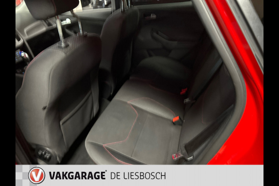 Ford Focus 1.5 Red Edition 150pk / airco / 18inch / cruise-control