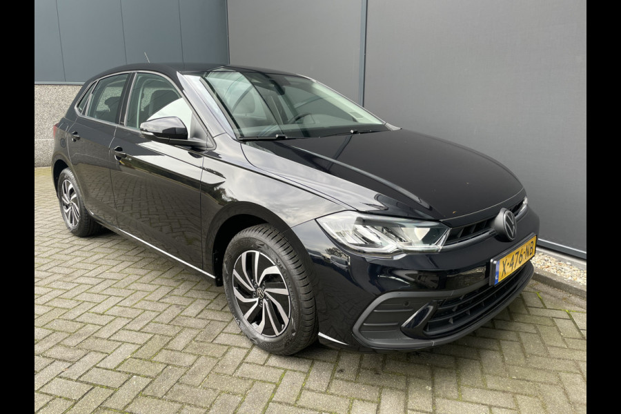 Volkswagen Polo 1.0 TSI Life Business NIEUWE AUTO met kenteken // Clim. control - Cruise Control - Park sens. V+A - Navi full map - Radio/Connect/USB/AUX/TEL Apple CP+ Android A - MFL Stuurwiel - CD+AB - LMV - Ramen E-V+A - Spiegels E-V+VW - V-Stoelen V+VW