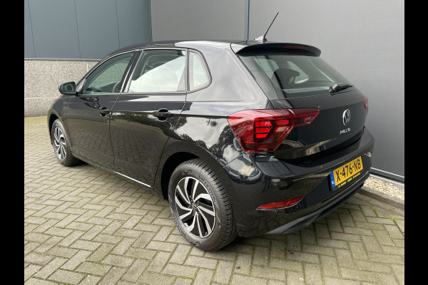 Volkswagen Polo 1.0 TSI Life Business NIEUWE AUTO met kenteken // Clim. control - Cruise Control - Park sens. V+A - Navi full map - Radio/Connect/USB/AUX/TEL Apple CP+ Android A - MFL Stuurwiel - CD+AB - LMV - Ramen E-V+A - Spiegels E-V+VW - V-Stoelen V+VW