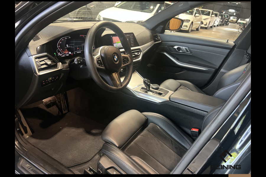 BMW 3 Serie Touring 330i M Sport Introduction Executive Navi. Apple carplay. Hollandse auto NAP