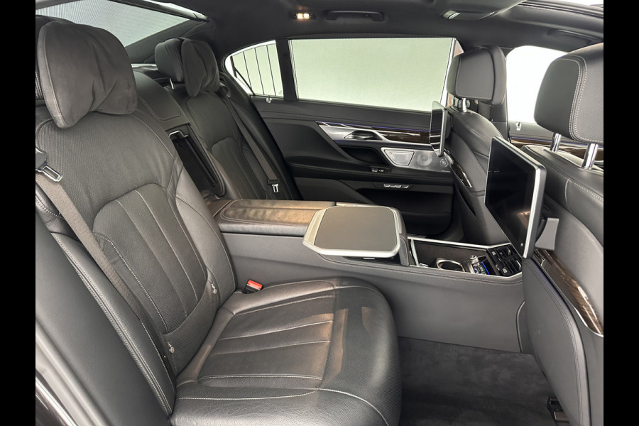 BMW 7 Serie 740Le xDrive iPerformance High Executive Aut.*PANO | DAKOTA-FULL-LEATHER | SOFT-CLOSE | NIGHT-VISION | HEAD-UP | BOWERS/WILKINS-AUDIO  | ADAPT.CRUISE | BLIND-SPOT | LASER-LED | MEMORY-PACK | KEYLESS | SURROUND-VIEW | DAB+ | COMFORT