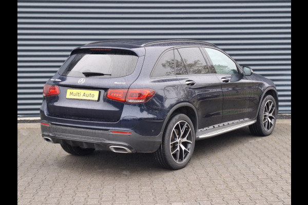 Mercedes-Benz GLC 300e 4MATIC AMG Plug in Hybrid 320pk PHEV | Lederen Alcantara Sportstoelen | Adaptive Cruise | Apple Carplay | Side Steps | Head Up | Navigatie | Camera | L.M. 20" |