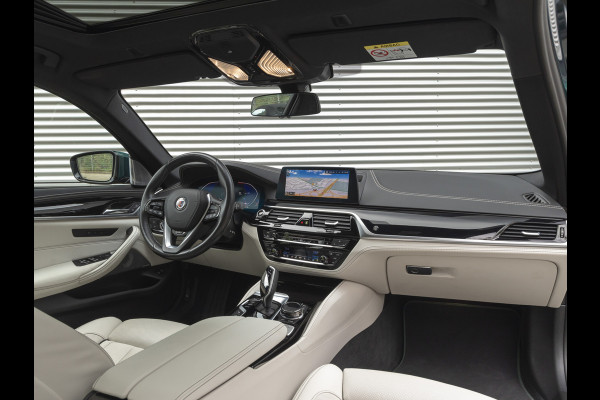 BMW 5 Serie Touring ALPINA B5 - IAA 2019 Car - Bowers & Wilkins