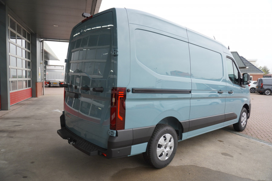 Renault Master T35 2.0 dCi 170PK L2H2 Extra Schuifdeur L / R Nr. V210 | Climate | Navi | Cruise | Trekhaak