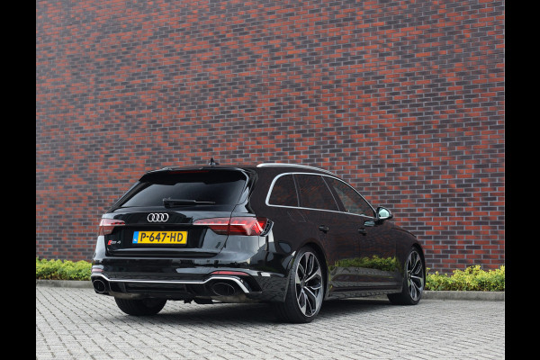 Audi RS4 Avant 2.9 TFSI quattro *B&O*Pano*RS-Dynamic*Matrix*Massage*