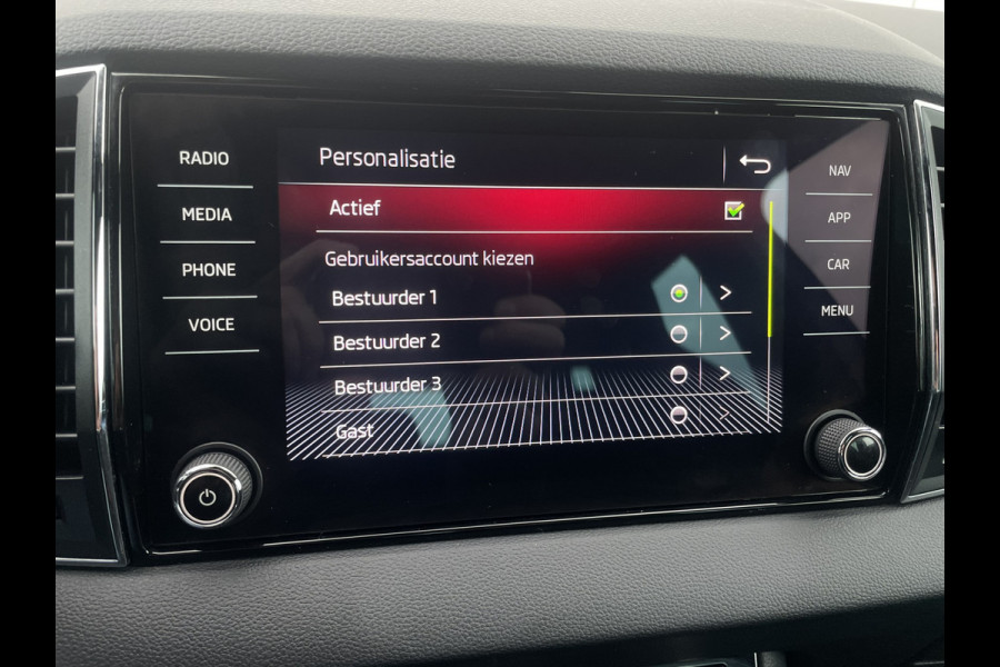 Škoda Karoq 1.5 TSI ACT Sportline | Elek. Trekhaak | Virtual | LED | Navi | Carplay | ACC | ECC