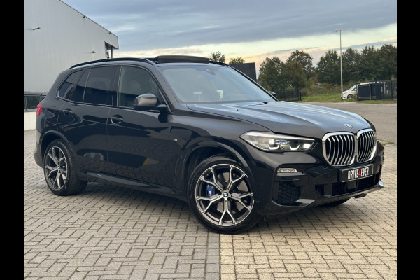 BMW X5 xDrive40i M PACK M2020 PANO NAVI CR CONTROL CAMERA PDC