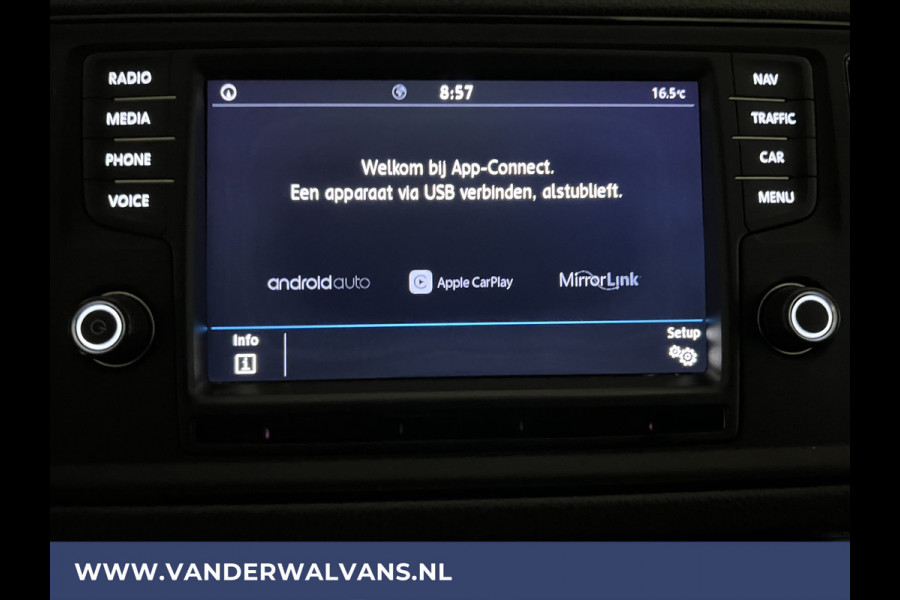 Volkswagen Crafter 2.0 TDI 141pk L3H3 L2H2 Euro6 ** Airco | Camera | Apple Carplay Android Auto, Parkeersensoren