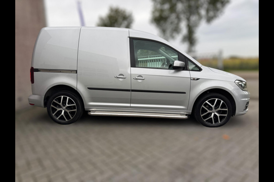 Volkswagen Caddy 2.0 TDI L1H1 BMT Exclusive Edition LEDVERL / VERWARMDE VOORRUIT / ALARM / CARPLAY / ACC / NAVI / STOELVERW.