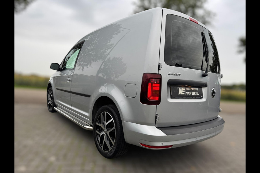 Volkswagen Caddy 2.0 TDI L1H1 BMT Exclusive Edition LEDVERL / VERWARMDE VOORRUIT / ALARM / CARPLAY / ACC / NAVI / STOELVERW.