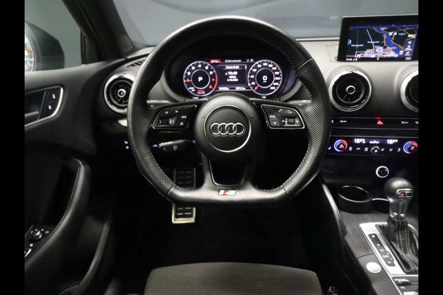 Audi A3 Limousine 35 TFSI Sport S-Line [APPLE CARPLAY, DIGITAL DASH, KEYLESS, STOELVERWARMING, PDC, ANDROID, CLIMATE, NIEUWSTAAT]