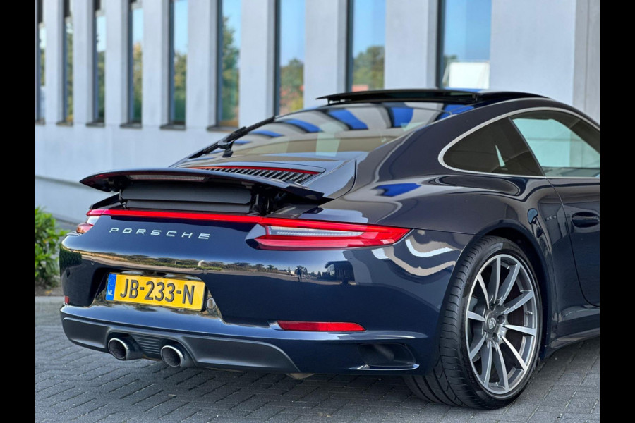 Porsche 911 3.0 CARRERA 4, VELE OPTIES, ORIGINEEL NEDERLANDSE AUTO, 35000 KM, 1 E EIGENAAR