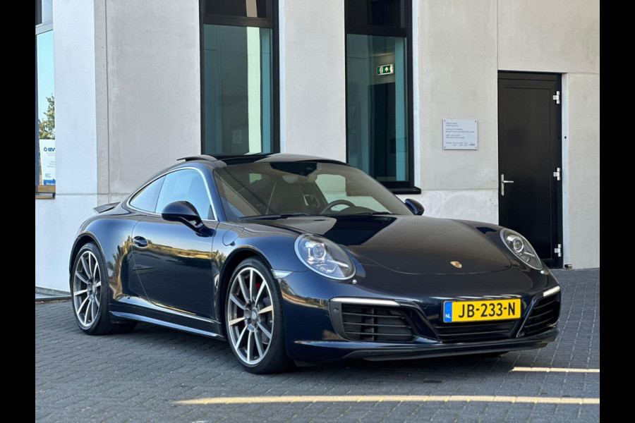 Porsche 911 3.0 CARRERA 4, VELE OPTIES, ORIGINEEL NEDERLANDSE AUTO, 35000 KM, 1 E EIGENAAR