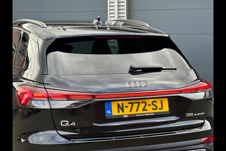 Audi Q4 e-tron 35 S EDITION 55 kWh 2 X S-LINE,VELE OPTIES, NEDERLANDSE AUTO MET NATIONALE AUTO PAS