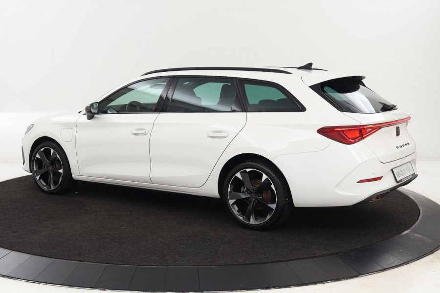 CUPRA Leon 1.4 e-Hybrid Sportstourer | Carplay | Full LED | Stoel & Stuurverwarming | Half leder | Navigatie | PDC | Bluetooth