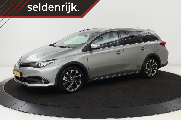 Toyota Auris Touring Sports 1.8 Hybride Freestyle | Panoramadak | Navigatie | Camera | Climate control | Cruise control | DAB | Getint glas