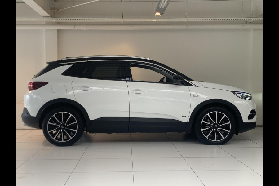 Opel Grandland X 1.6 Turbo Hybrid Ultimate | Leder | Stoelverwarming en ventilatie | Navigatie | Winterpakket