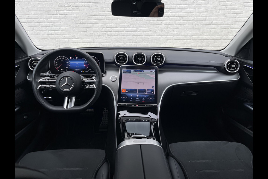 Mercedes-Benz C-Klasse Estate 200 AMG Line | Pano | CarPlay | Camera | DAB+ | LED | 18 inch