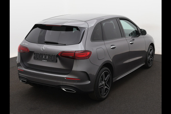 Mercedes-Benz B-Klasse 250 e AMG Line | Nightpakket | Premium pakket | Warmtewerend, donkergetint glas achterin | Keyless-Go comfortpakket | USB-pakket plus |