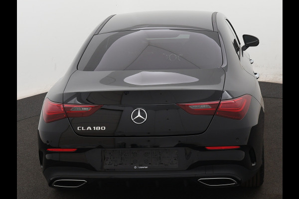 Mercedes-Benz CLA-Klasse 180 Star Edition AMG Line | Nightpakket | Dodehoekassistent | Sfeerverlichting | Parkeerpakket met achteruitrijcamera | USB pakket plus | 	KEYLESS GO-comfortpakket | Draadloos oplaadsysteem voor Smartphone |