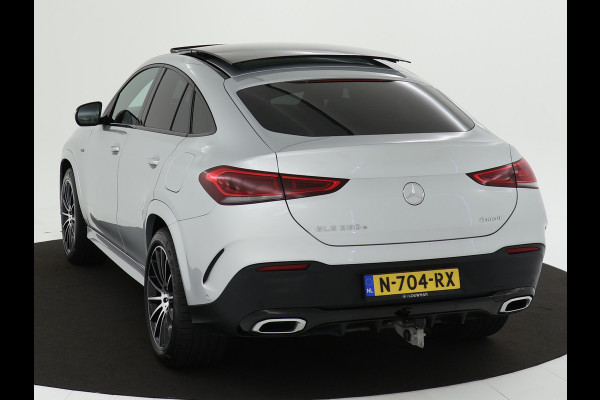 Mercedes-Benz GLE Coupé 350 e 4MATIC Premium Plus | Panoramadak | Multispaaks lichtmetalen velgen | Burmester | AIRMATIC | DISTRONIC | Navigatie | Parking support | elect bed. voorstoelen met memory | Trekhaak | Inclusief 24 maanden Mercedes-Benz Certified garantie voor Europa.