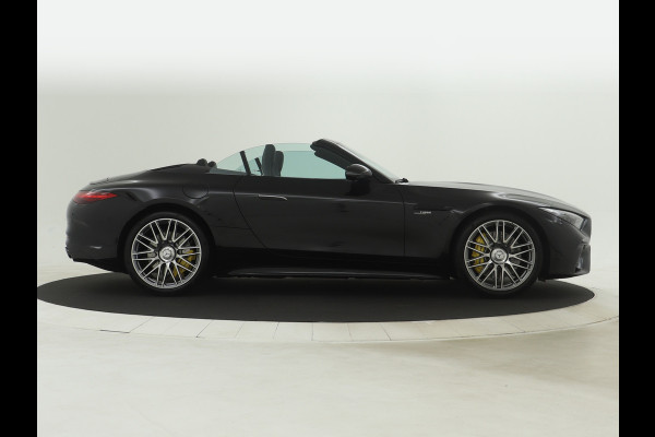 Mercedes-Benz SL-Klasse Roadster 43 | AMG DYNAMIC PLUS pakket | AMG Nightpakket | V8 Stylingpakket exterieur | 21" 10-dubbelspaaks gesmede AMG-velgen, zilver | ENERGIZING-pakket | Burmester Surround Sound systeem | Parkeerpakket met achteruitrijcamera |