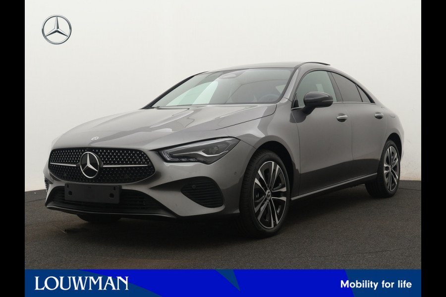 Mercedes-Benz CLA-Klasse 250 e Star Edition Luxury Line | Nightpakket | Panoramaschuifdak | Dodehoekassistent | KEYLESS GO-comfortpakket | USB pakket plus | Sfeerverlichting | Spiegelpakket | Parkeerpakket met achteruitrijcamera |