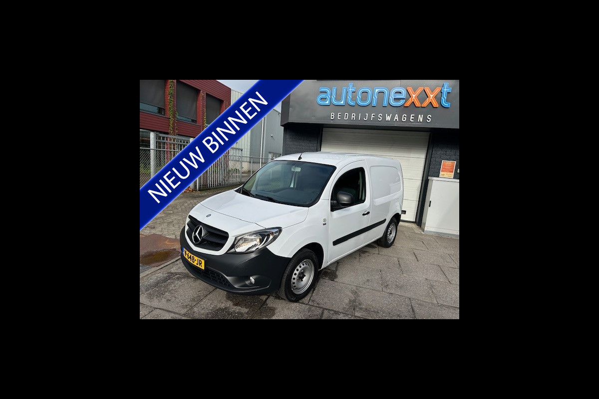 Mercedes-Benz Citan 109 CDI BlueEFFICIENCY Business Ambition AIRCO I NAVI I MULTI MEDIA I ZIJSCHUIFDEUR 1e EIGENAAR I COMPLETE ONDERHOUDSHISTORIE