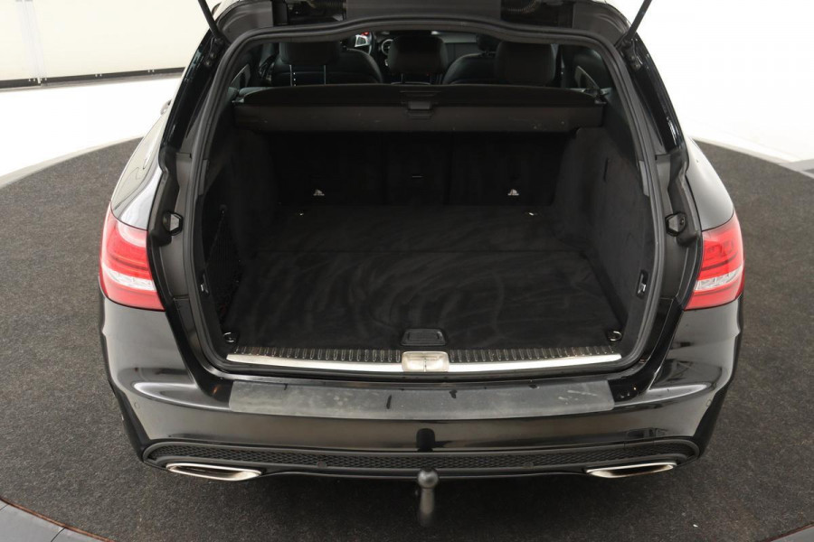 Mercedes-Benz C-Klasse 180 AMG Sport Edition | Nappaleder | Trekhaak | Stoelverwarming | DAB+ | Full LED | Navigatie | Park Assist